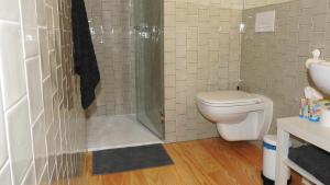 Oporto Delight 1 Luxury Apartment in Historic Center with Balcony Max 4 p