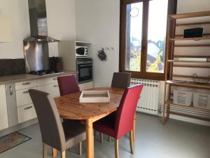 LE CATALPA - centre ville, jardin & parking!