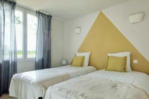 Maisons de vacances Le Cottage Duo Vigne Rouge Sauna Gaillac entre Albi-Toulouse & Les Cottages du Tarn : photos des chambres