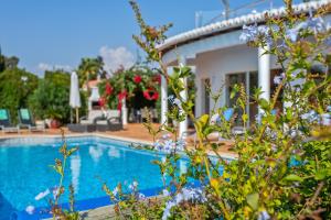 Villa room in Casa Polgoda luxury villa with ocean views