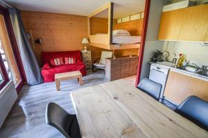 Appartements Le Relai S31 - Grand et lumineux studio avec coin montagne 4-6 pers, tout equipe, avec WIFI, a 30m des pistes avec un grand balcon, DRAPS NON COMPRIS : photos des chambres