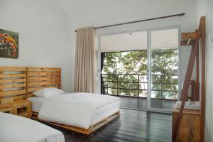 Beu Ceubeh Cottage - Family Room