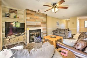 Hot Springs Condo on Lake Hamilton with Resort Perks