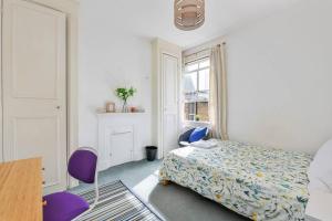 Groves 4 bedroom, Shepherds Bush