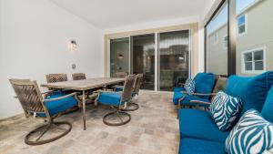 Seven-Bedroom House room in Solara by Global Resort Homes