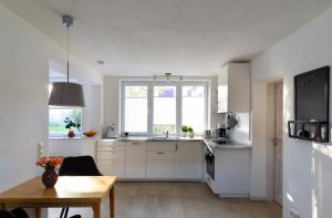 Apartment Close to the Beach
