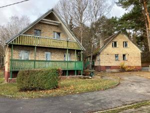 Three-Bedroom Apartment room in LAKE HOUSE