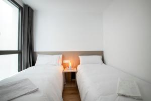 NC Apartments Rambla 32
