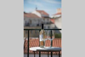 Alfama Stunning River and Historic City Views 2Bedrooms & 2Bathrooms AC Balcony 18th Century Building