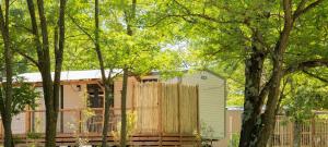 Campings Medrose camping : photos des chambres