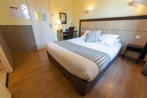 Hotels Hotel Sainte Anne - Apt : photos des chambres