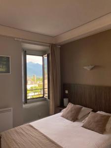 Hotels Hotel Cafe les Fleurs : photos des chambres