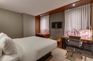 Sky Loft Hotel Kyiv by Rixwell International