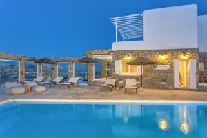 Kanalia Villa Sleeps 10 with Pool and Air Con Myconos Greece