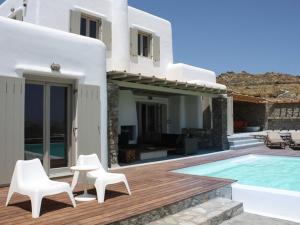 Kalafati Villa Sleeps 12 with Pool and Air Con Myconos Greece