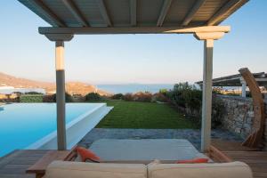 Kalafati Villa Sleeps 12 with Pool and Air Con Myconos Greece