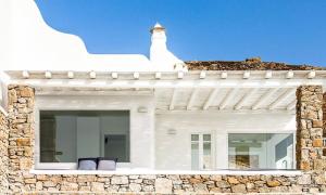 Ano Mera Villa Sleeps 8 with Pool and Air Con Myconos Greece