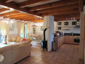 Chalets Tidy chalet in the woods of the beautiful Dordogne : photos des chambres