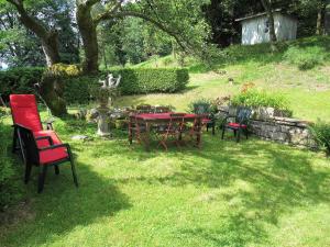 Maisons de vacances Delightful Mansion in Vecoux with Garden : photos des chambres