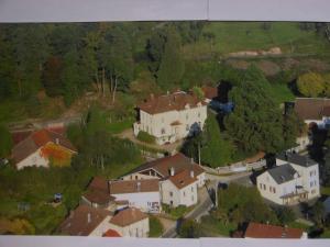 Maisons de vacances Delightful Mansion in Vecoux with Garden : photos des chambres