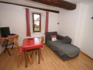 Appartements Apartment in Riquewihr with Terrace : photos des chambres