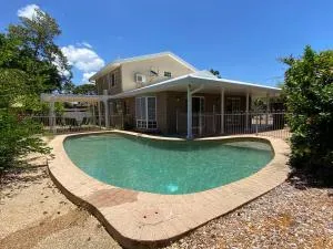 Townsville Wistaria Spacious Home - Clare