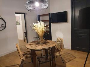 Joli appartement avec cour privée