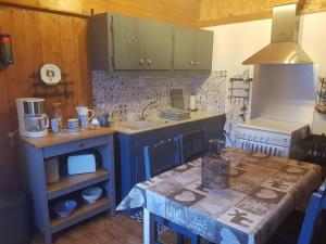 Chalets Petit chalet savoyard : photos des chambres