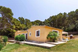 Villa Alexandria Cala San Vicente 300m from the beach