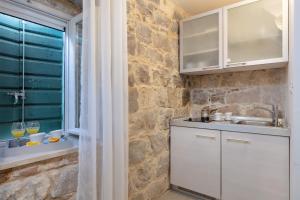 Sea La Vie Apartments