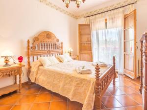 Villa in Priego with pool near Sierras Subbéticas