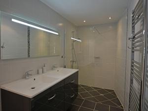 Villas Villa in Vidauban with Heated Pool near Beaches : photos des chambres