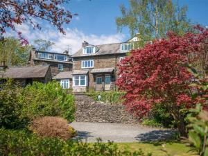 Beautiful Holiday Home with Garden at Ambleside District