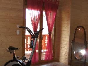 Chalets Magnificent wooden chalet with sauna : photos des chambres