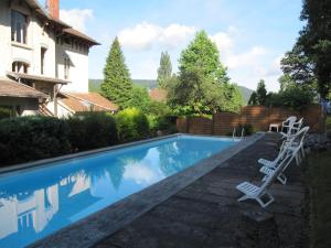 Maisons de vacances Delightful Mansion in Vecoux with Garden : photos des chambres