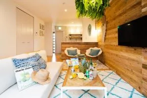 Guesthouse Seawall - Isa