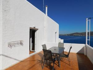 Perdika Mare Guesthouse & Café Aegina Greece