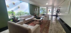 Cobertura na Borges de Medeiros - ( 3 quadras rua coberta )