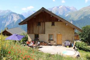 Chalets Chalet 4* hammam sauna jacuzzi panorama : photos des chambres