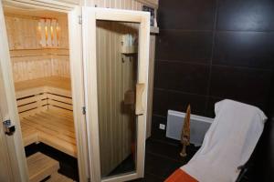 Chalets Chalet 4* hammam sauna jacuzzi panorama : photos des chambres