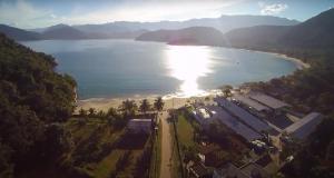 Casa Pé na Areia Condomínio fechado com piscina resort na Sununga - Ubatuba