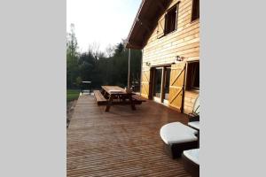 Chalets CHALET DES CHARBONNIERS AVEC ETANG : photos des chambres