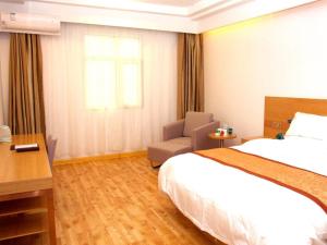 GreenTree Inn Shandong Laiwu Bus Station Express Hotel