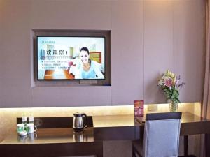 greentree inn changzhou dinosaur park global harbor express hotel