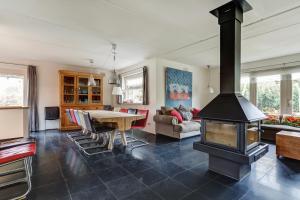 Villa Leeuwerik (4-12 p.)