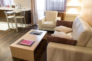 Alex Apartments near Kreshatik st