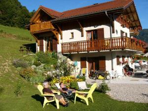 B&B / Chambres d'hotes Chalet Gite Le Titlis : photos des chambres