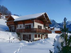 B&B / Chambres d'hotes Chalet Gite Le Titlis : photos des chambres