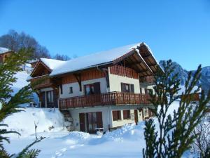 B&B / Chambres d'hotes Chalet Gite Le Titlis : photos des chambres