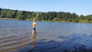 Waldsee Ferienhaus mit Kamin,W-Lan